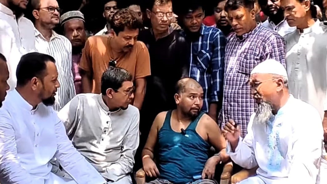 লক্ষ্মীপুরে অসুস্থ যুবদল কর্মী চুট্টুর চিকিৎসার দায়িত্ব নিলেন তারেক রহমান